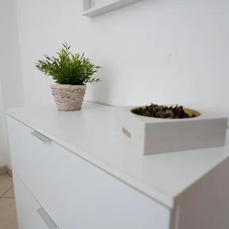 Pietrenere Apartment *